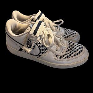 Nike Vandal Low White and Black Checkered Sneakers - Men's Size 9.5
